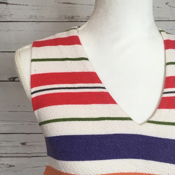 ANTHROPOLOGIE • Small Postmark Tank V Neck Stripe - Picture 3 of 6